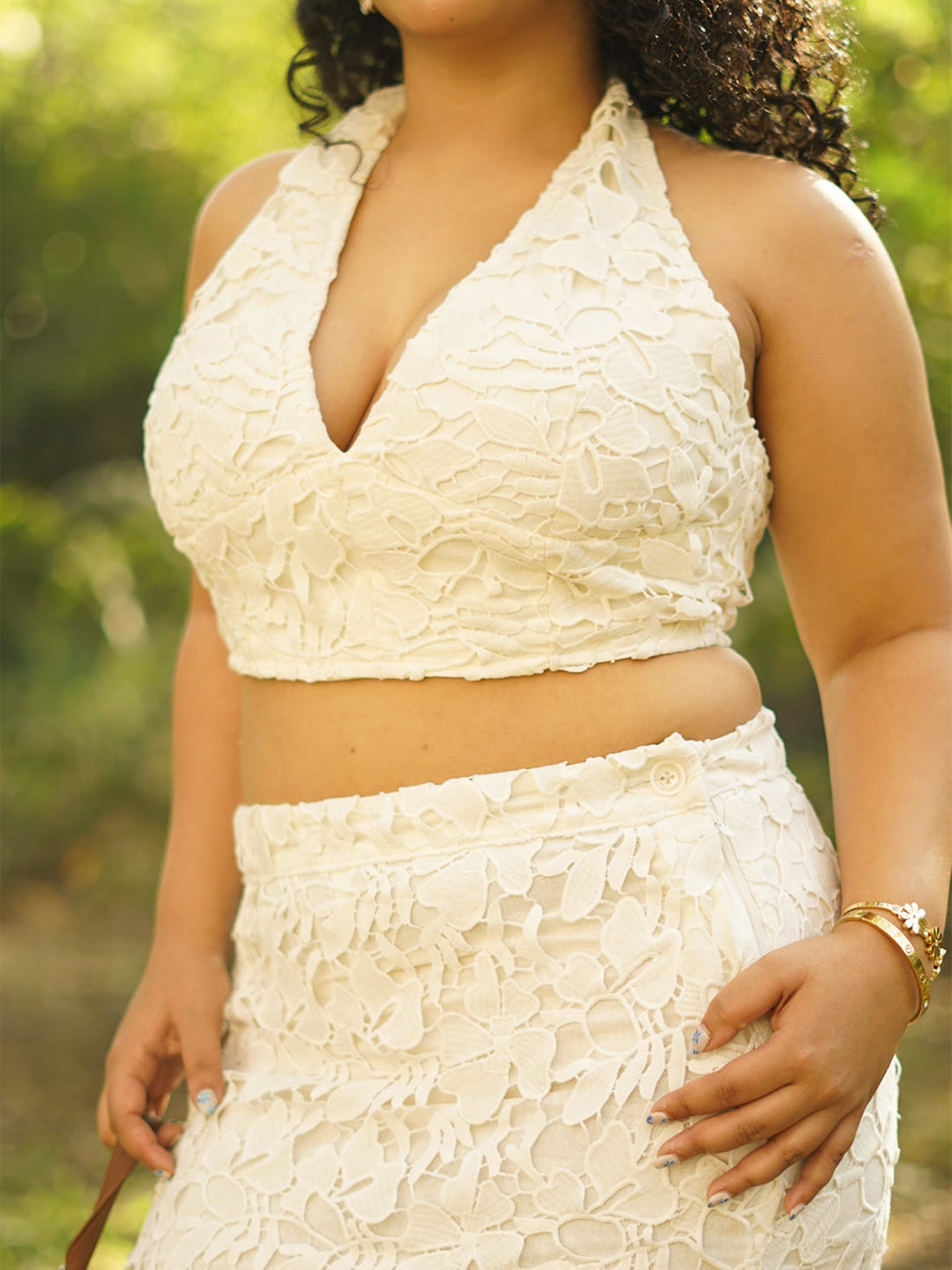 024 halter neck tie up crop top white