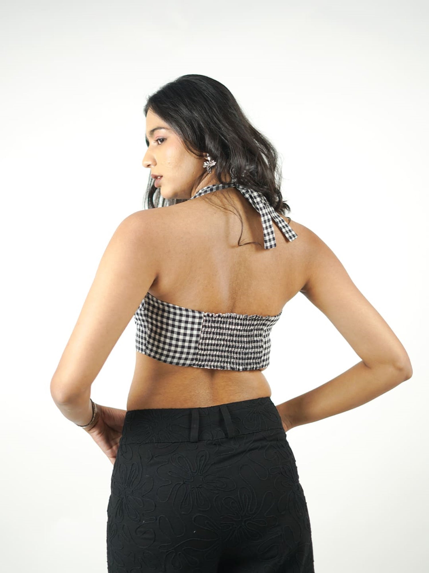 halter neck tie up khadi crop top black small checks back view