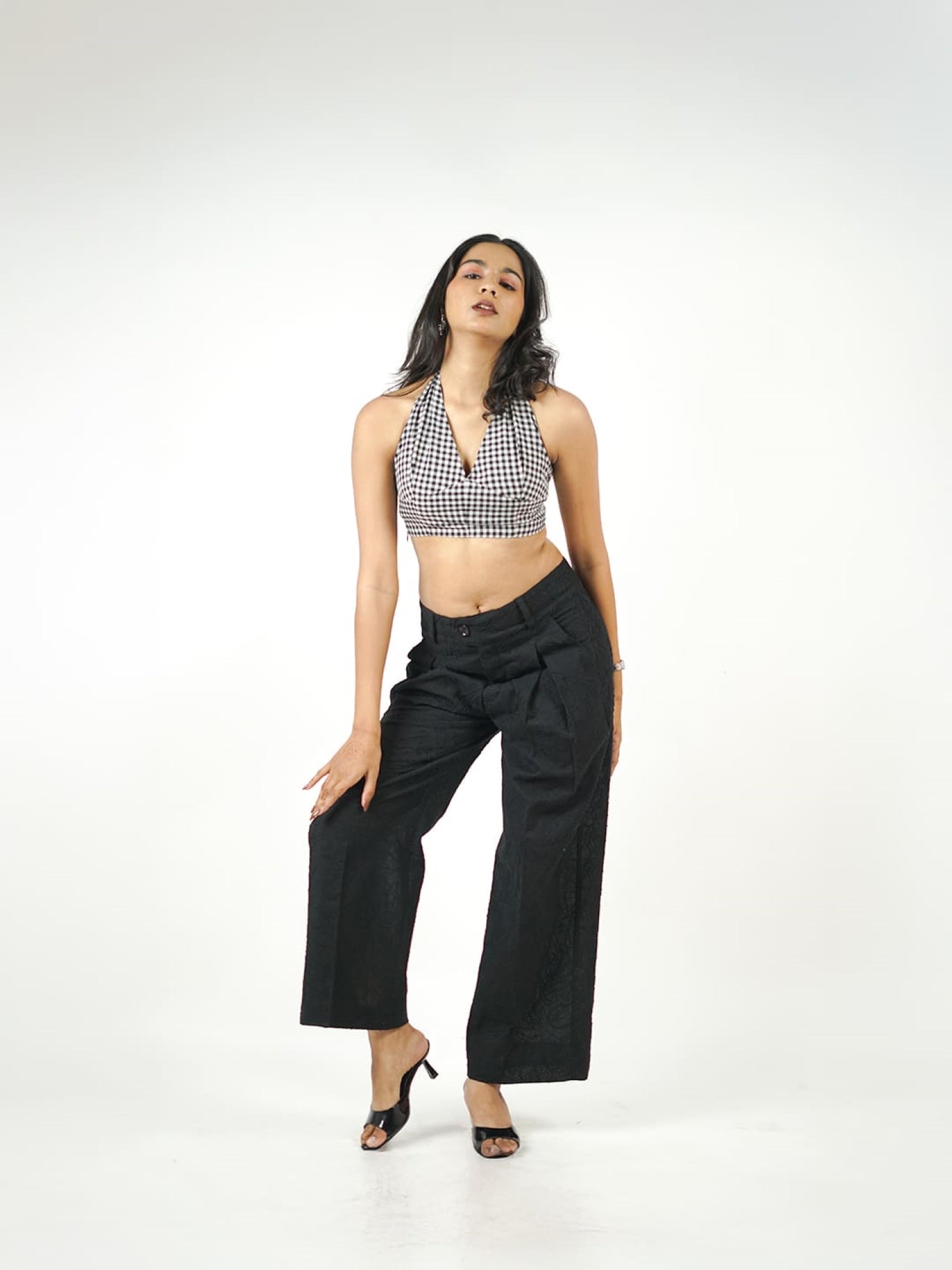 halter neck tie up khadi crop top black small checks model view