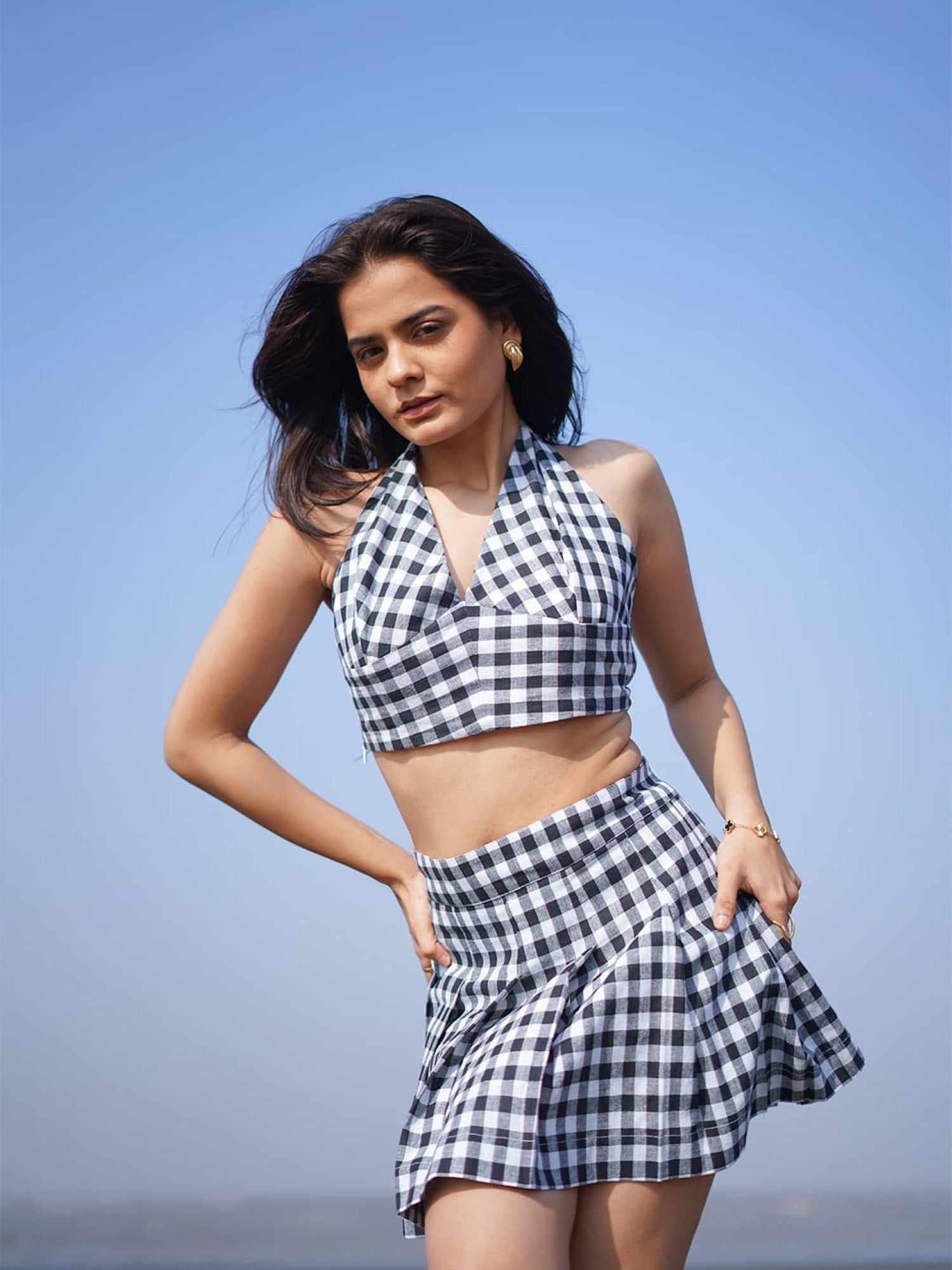 khadi knife pleated a line mini skirt black front view3