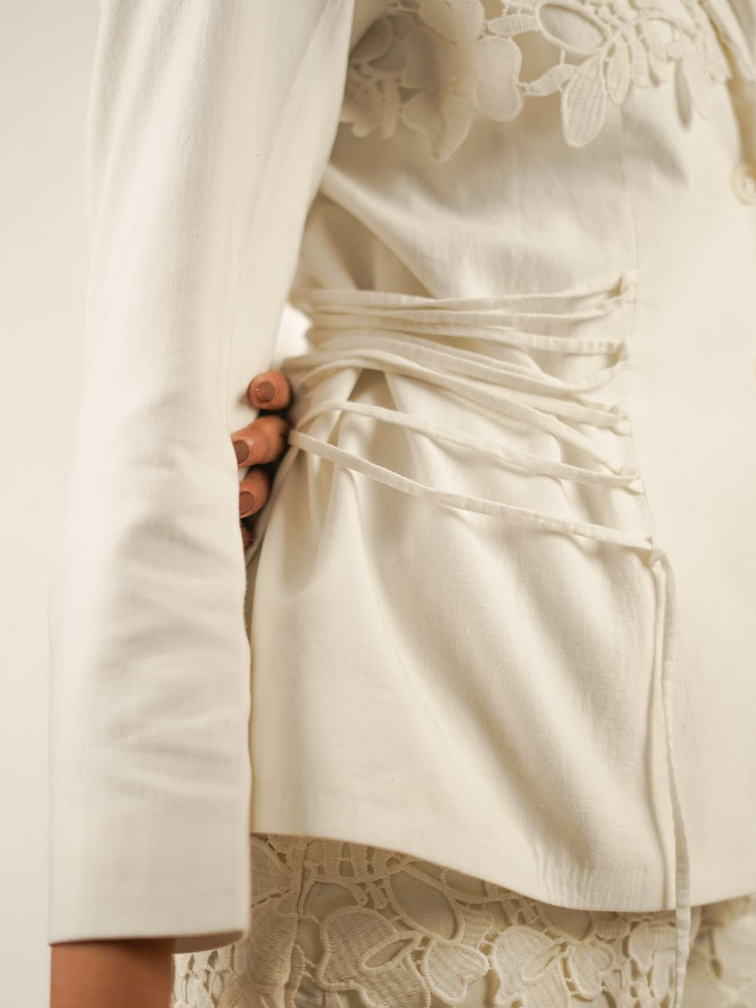 khadi tailored white blazer detail