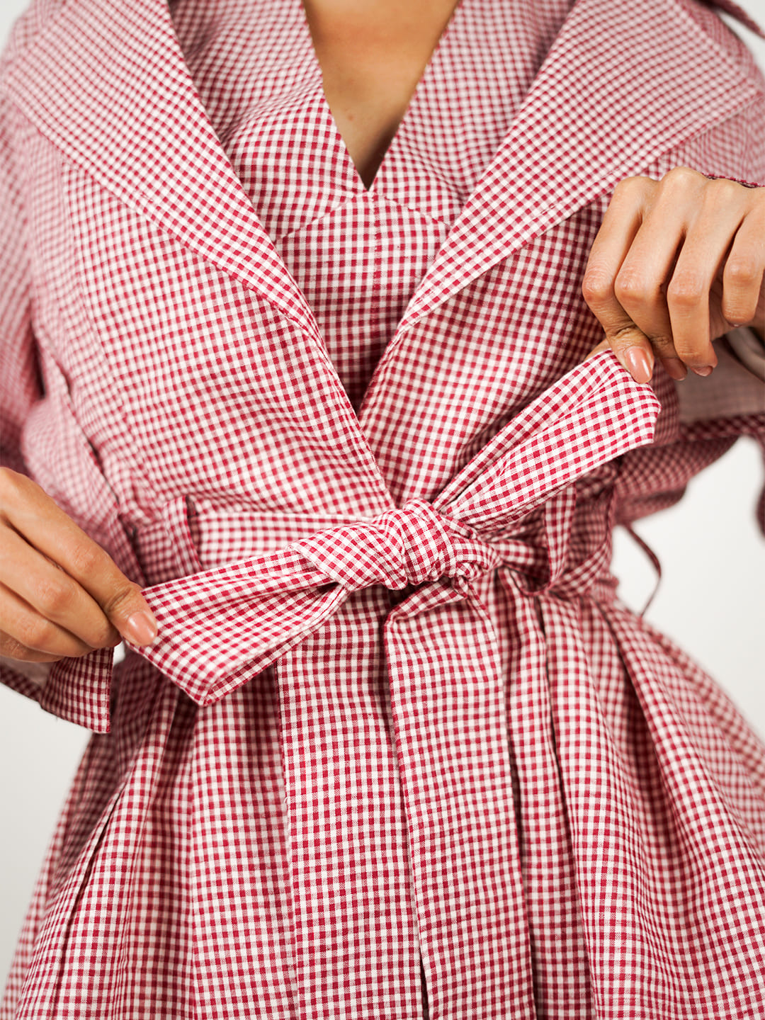 oversized tie up khadi blazer maroon closeup