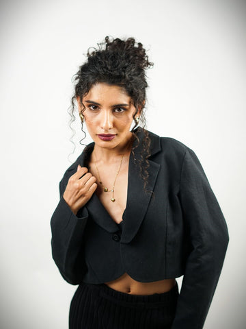 tailored linen cropped blazer black front